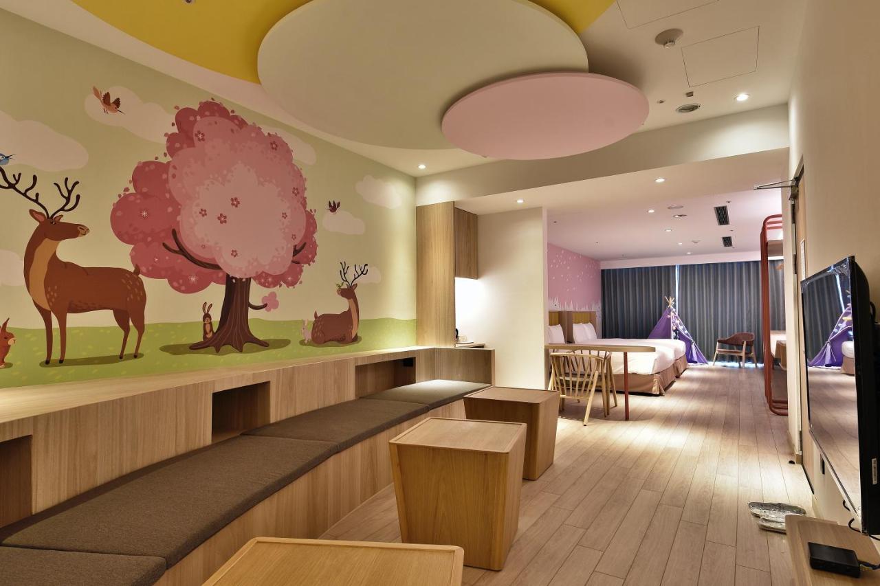 The Brick Hotel Taibao Ngoại thất bức ảnh