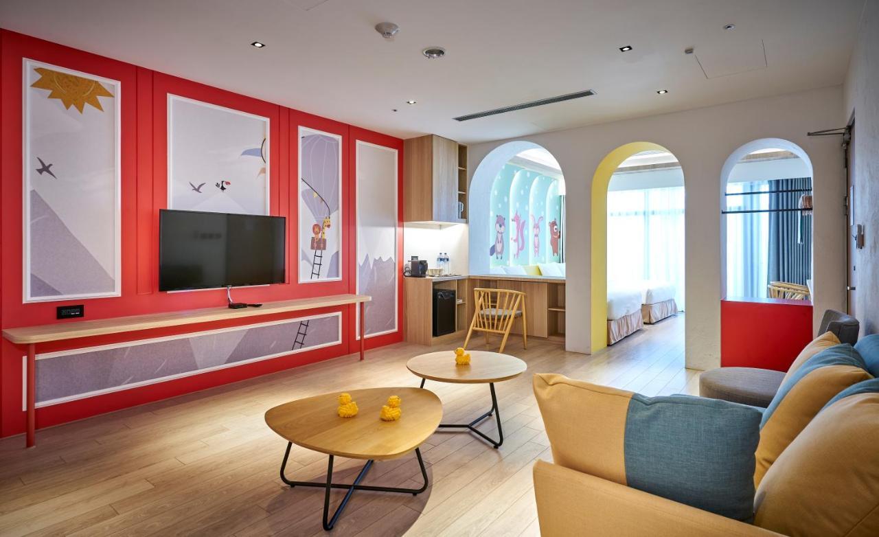 The Brick Hotel Taibao Ngoại thất bức ảnh