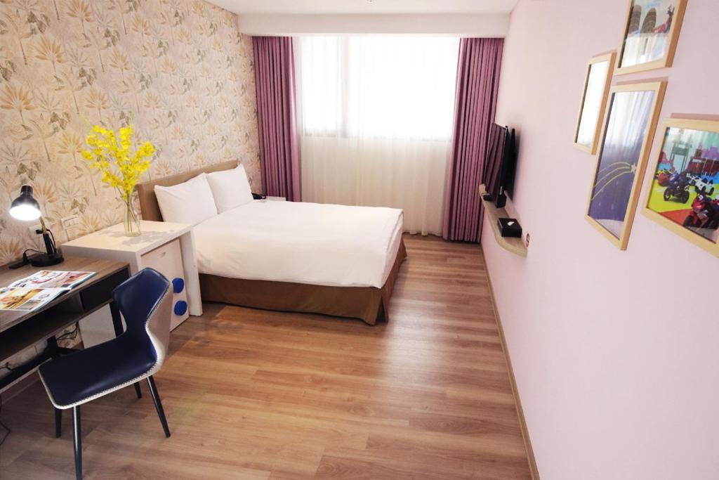 The Brick Hotel Taibao Ngoại thất bức ảnh