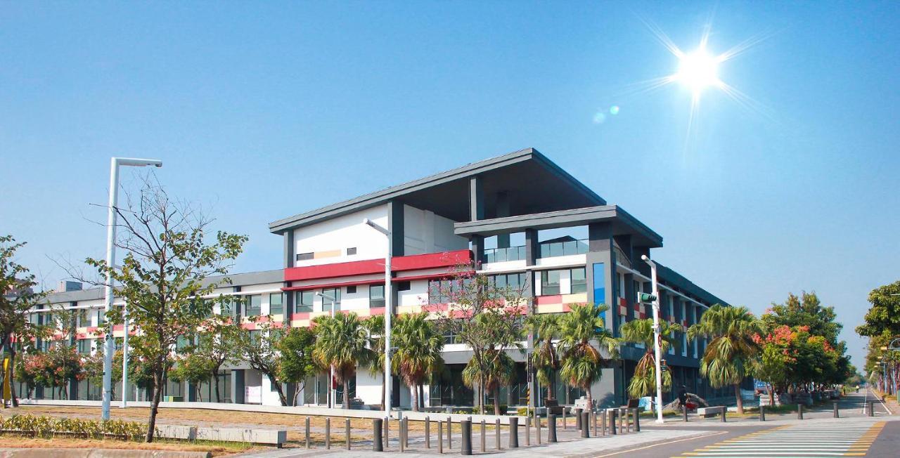 The Brick Hotel Taibao Ngoại thất bức ảnh